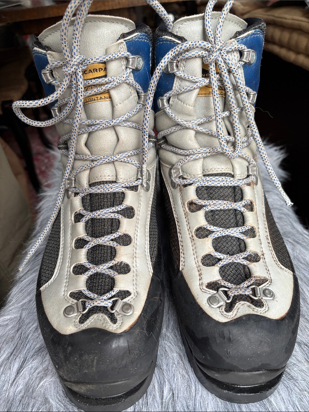 Scarpa White, Blue & Black Women's Mountaineering Boots